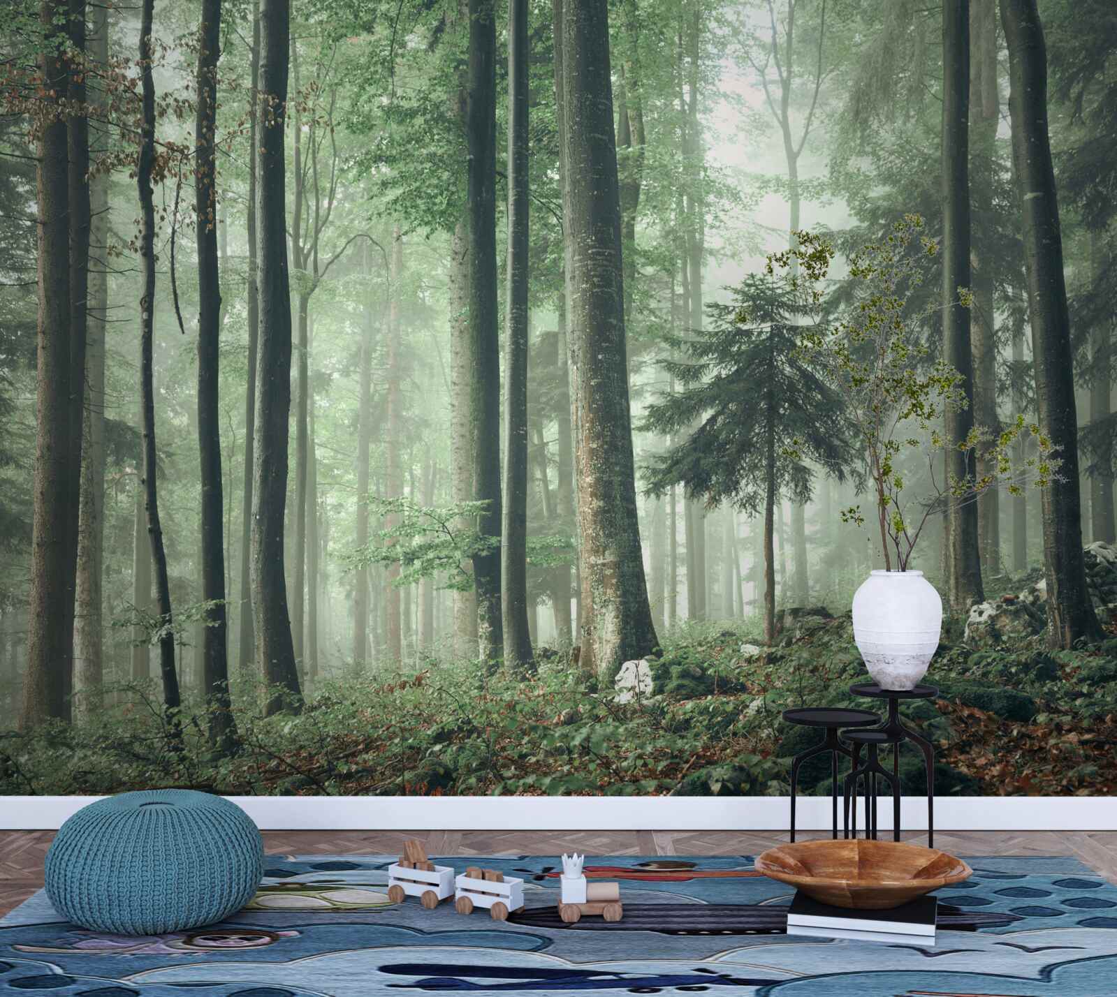 Papier peint Lumière à travers la brume dans une forêt d'arbres à feuilles caduques