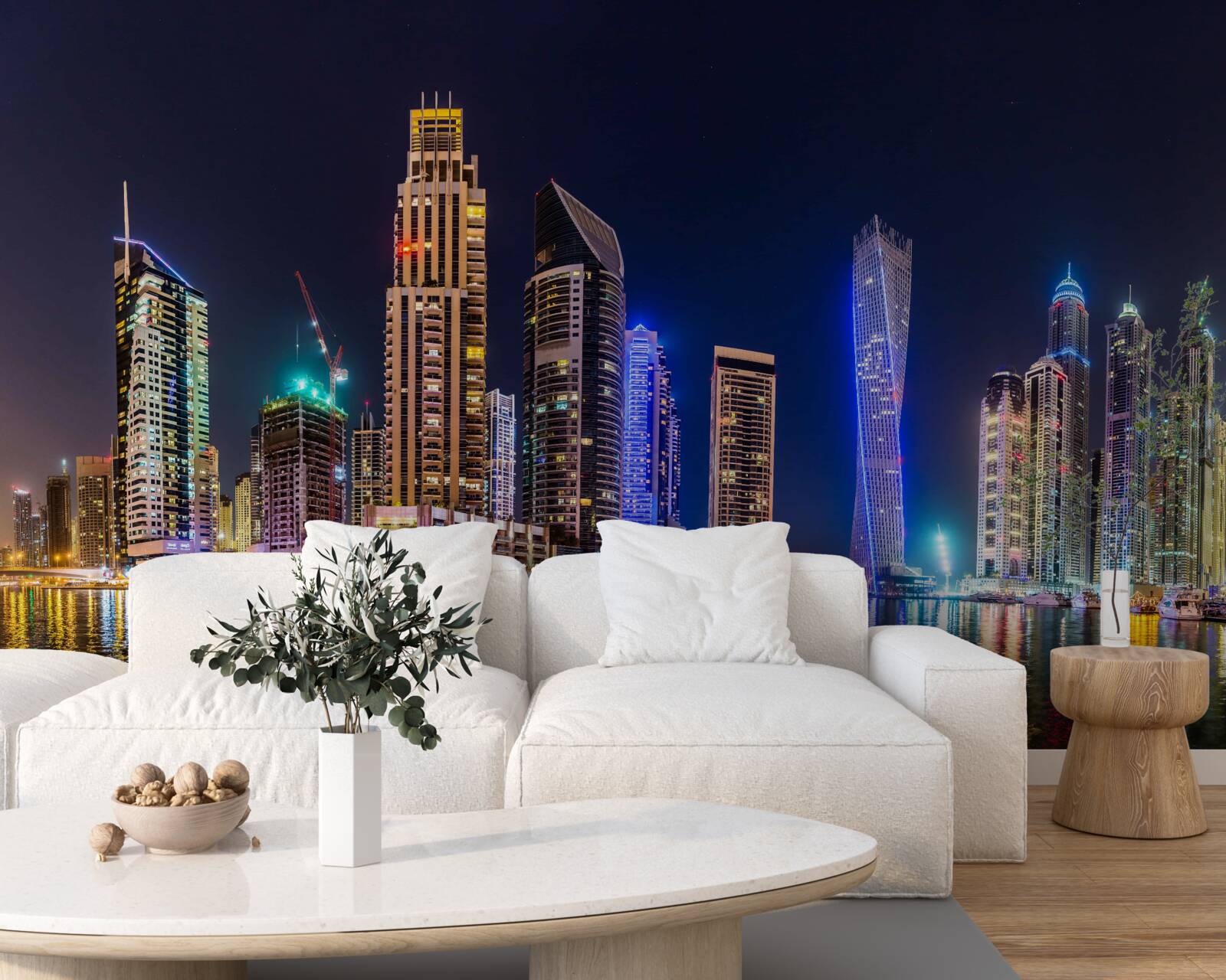 Papier peint une rue nocturne fascinante à dubai