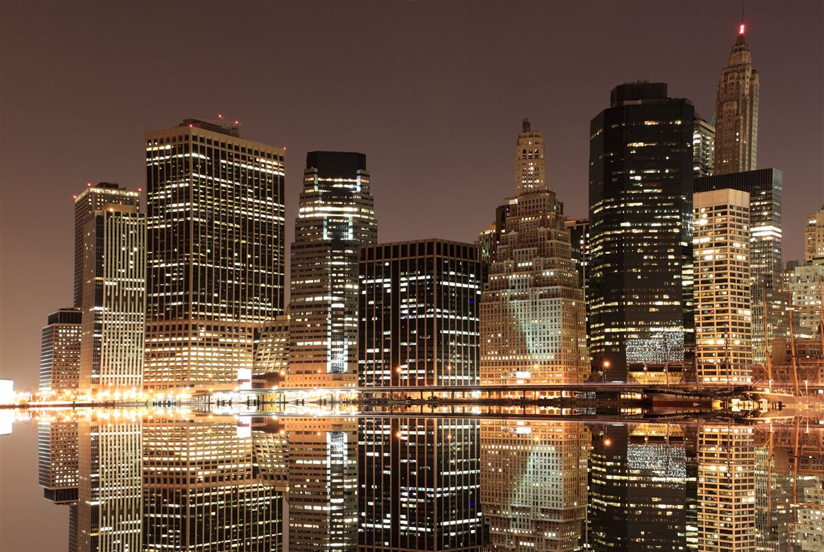 Papier peint les lumières de new york la nuit dans les rues