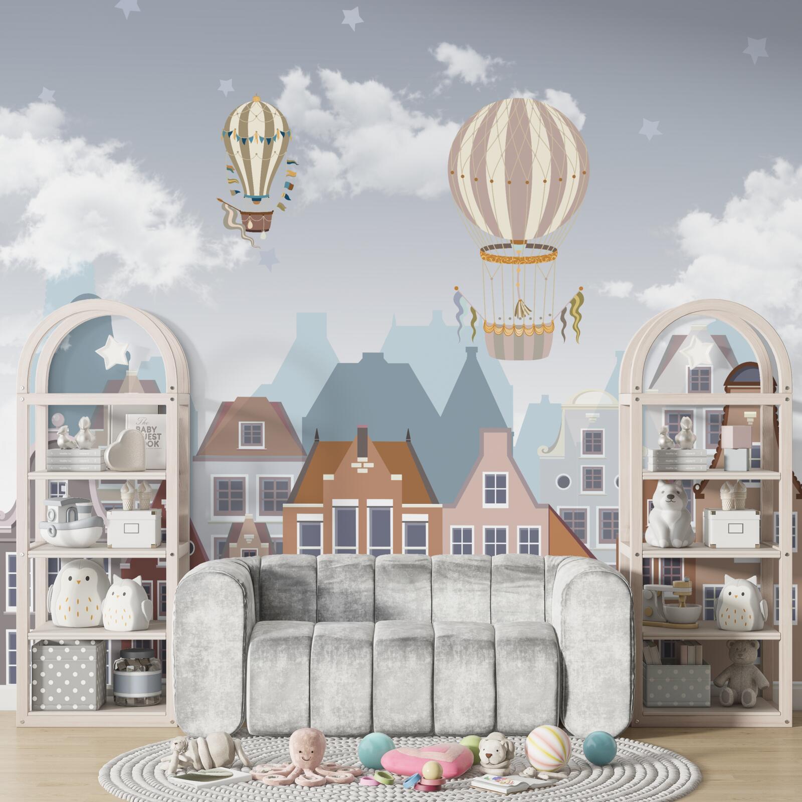 Papier peint ville sous une couverture de ballons