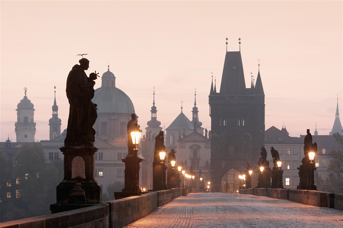 Papier peint Le vieux Prague et son pont Charles