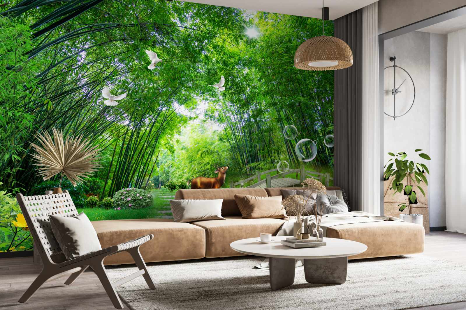 Papier peint dans un bosquet vert, un cerf traverse un passage en bois