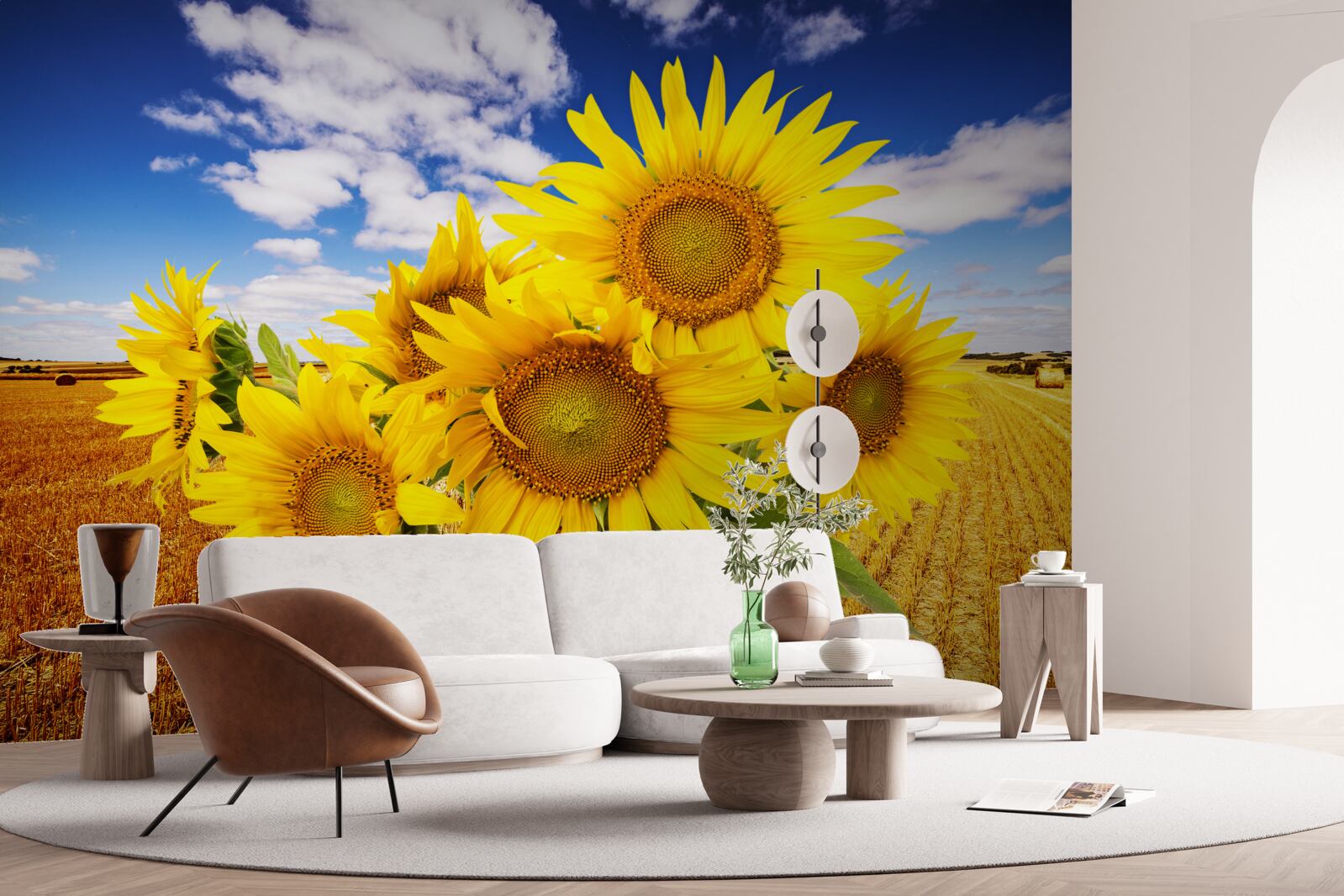 Papier peint un bouquet de tournesols se détache sur le ciel et un champ de blé