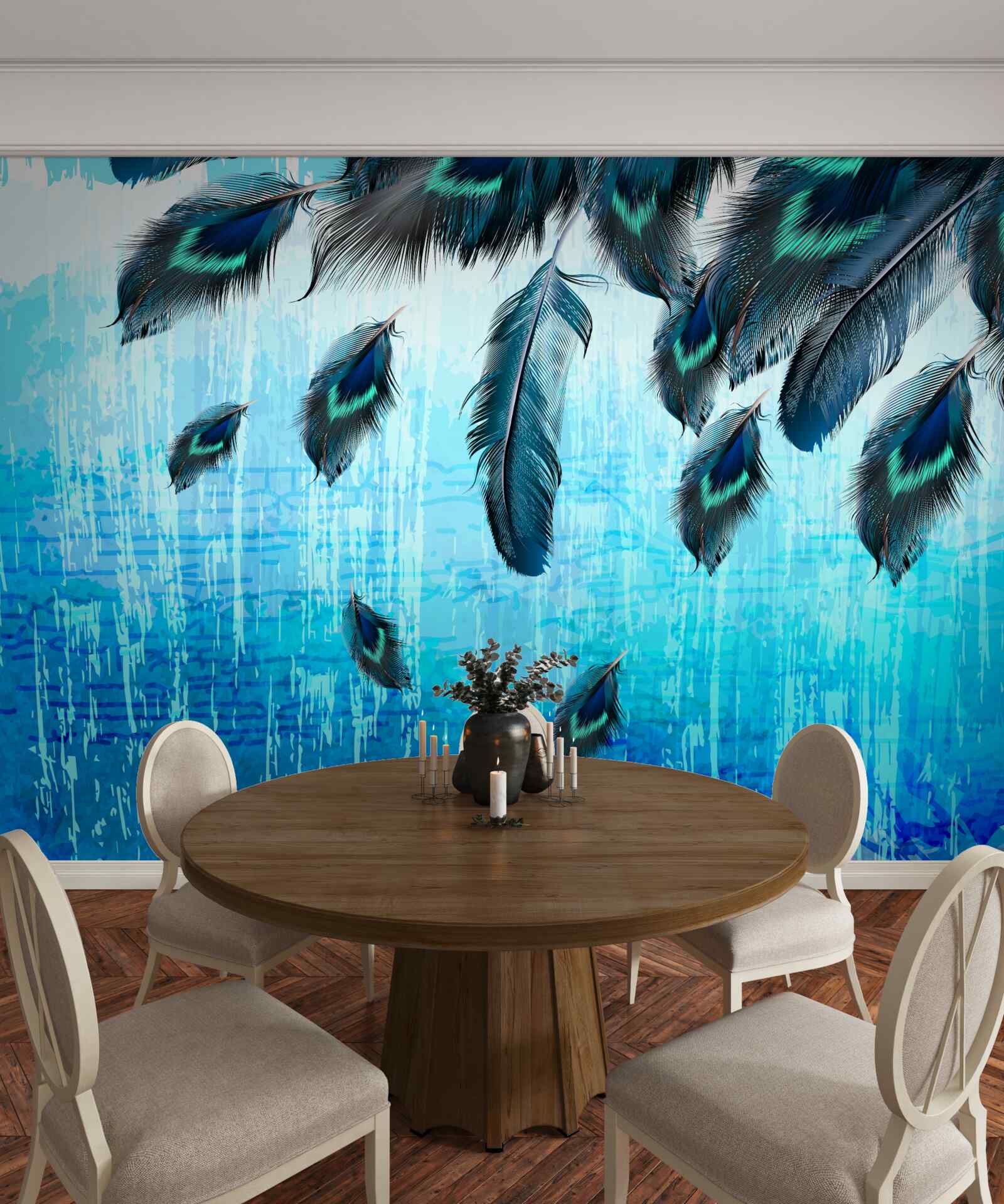 Papier peint fond bleu décoré de plumes de paon