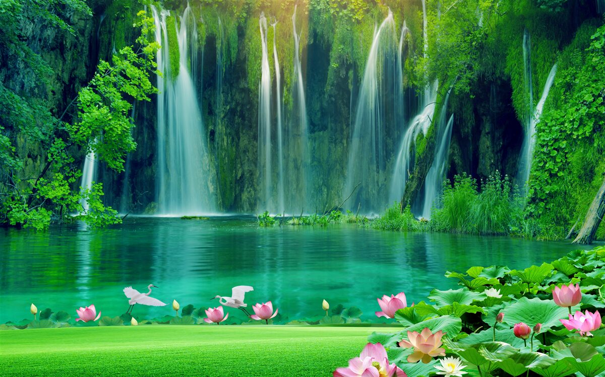 Papier peint des chutes d'eau tombant dans un lac cristallin