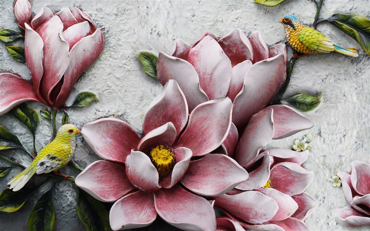 Papier peint le lotus est rouge et blanc et les oiseaux sont jaune vif