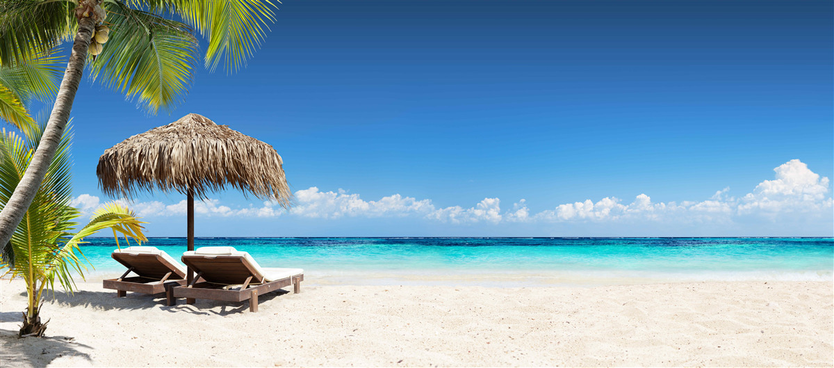 Papier peint Lits de plage avec chaises longues