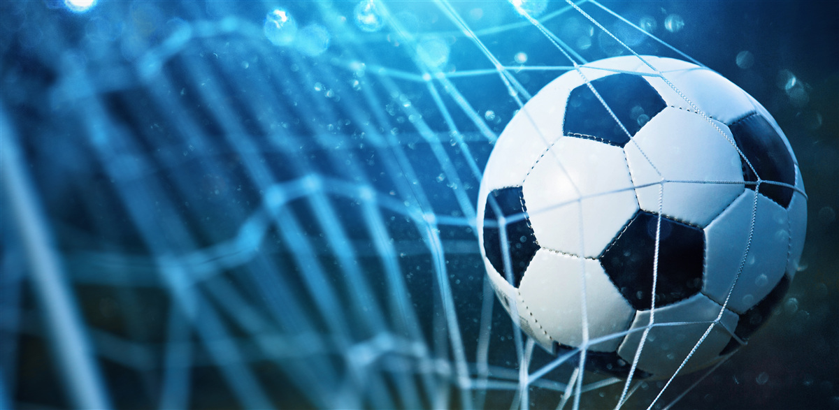 Papier peint se concentrer sur le ballon dans le but