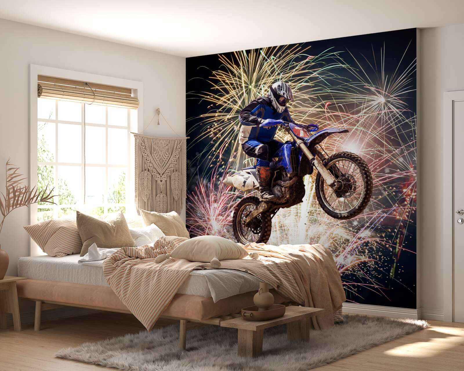 Papier peint cycliste sur le dos d'un feu d'artifice