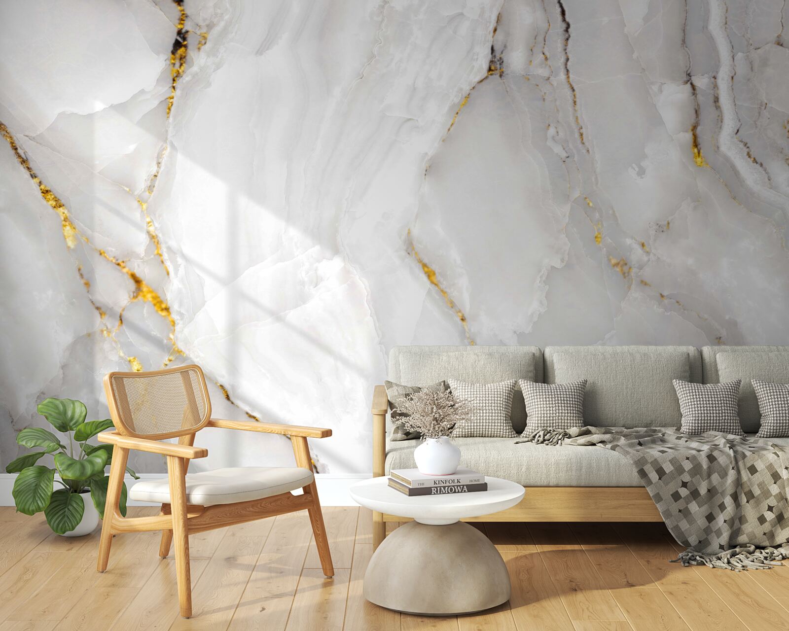Papier peint marbre dans les tons gris et blanc avec des éléments dorés