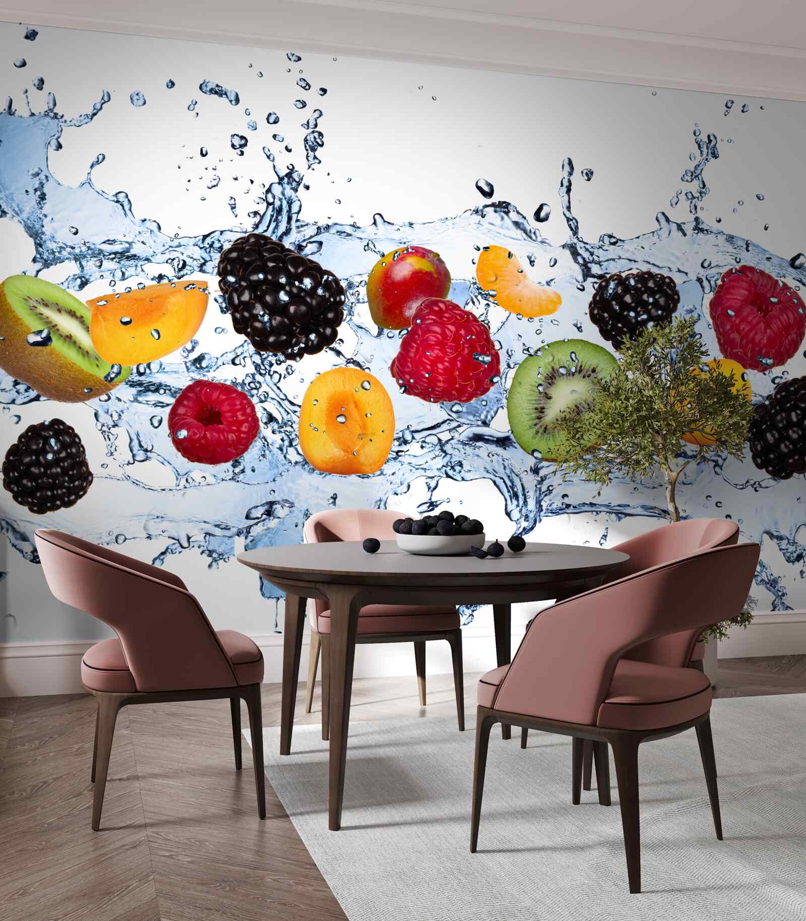 Papier peint les fruits coupés en morceaux et flottant dans l'eau étaient saturés d'humidité