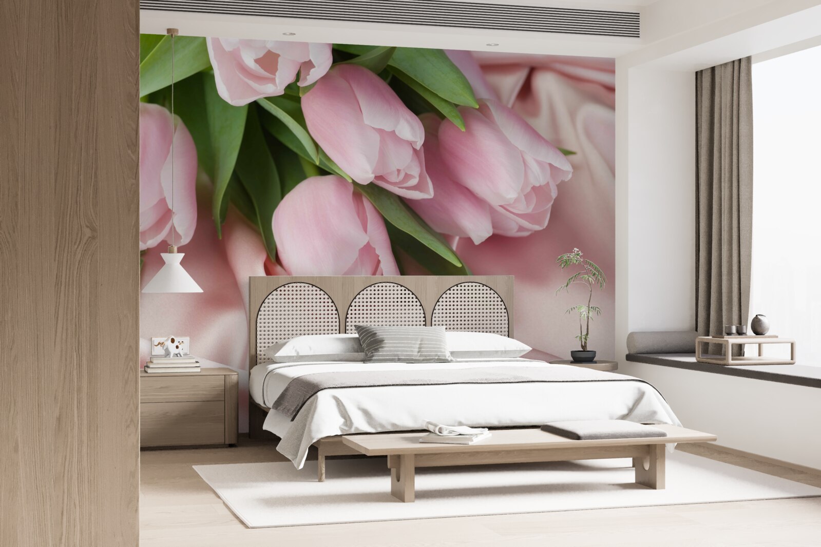 Papier peint soie décorée de délicates tulipes roses