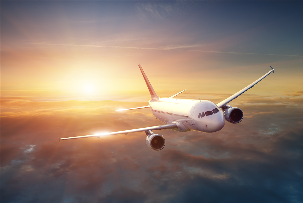 Papier peint l'avion disparaît au coucher du soleil