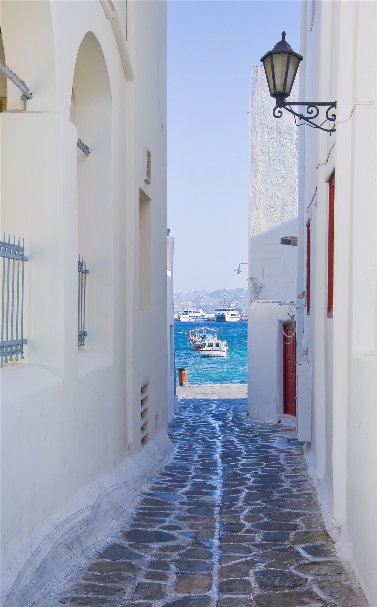 Papier peint route étroite vers la côte en grèce