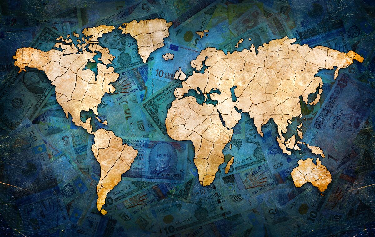 Papier peint carte du monde jaune sur fond d'eau bleue