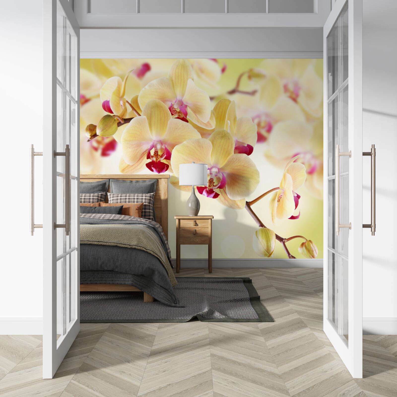 Papier peint orchidée douce et crémeuse avec des bourgeons gracieux