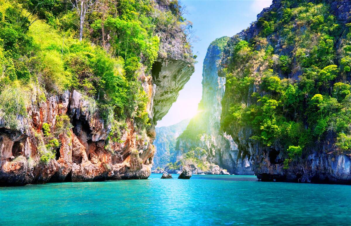 Papier peint îles flottantes vertes de thaïlande