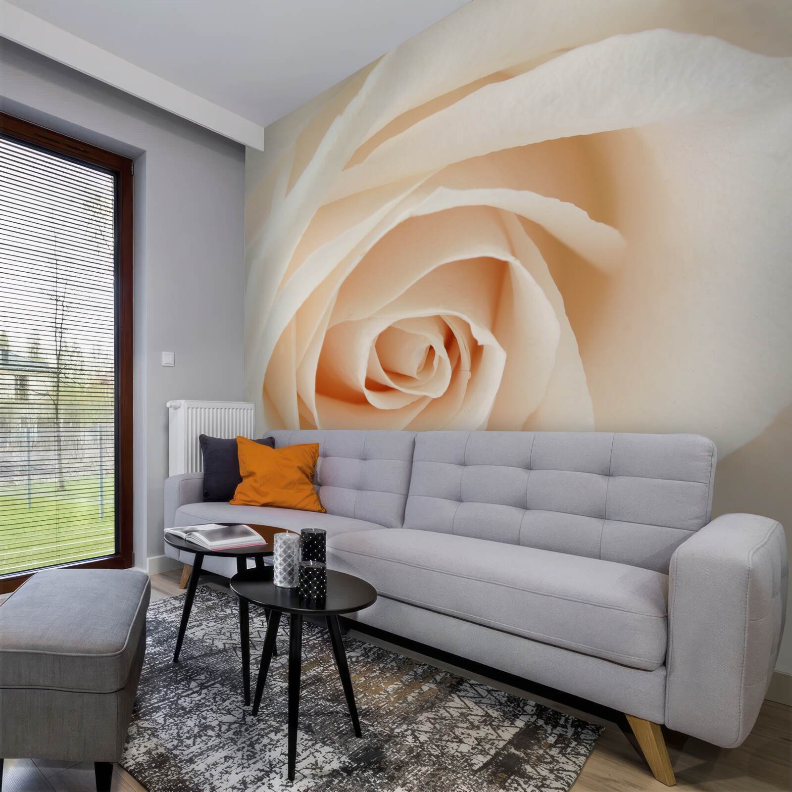 Papier peint rose crème aux pétales souples en pleine gloire