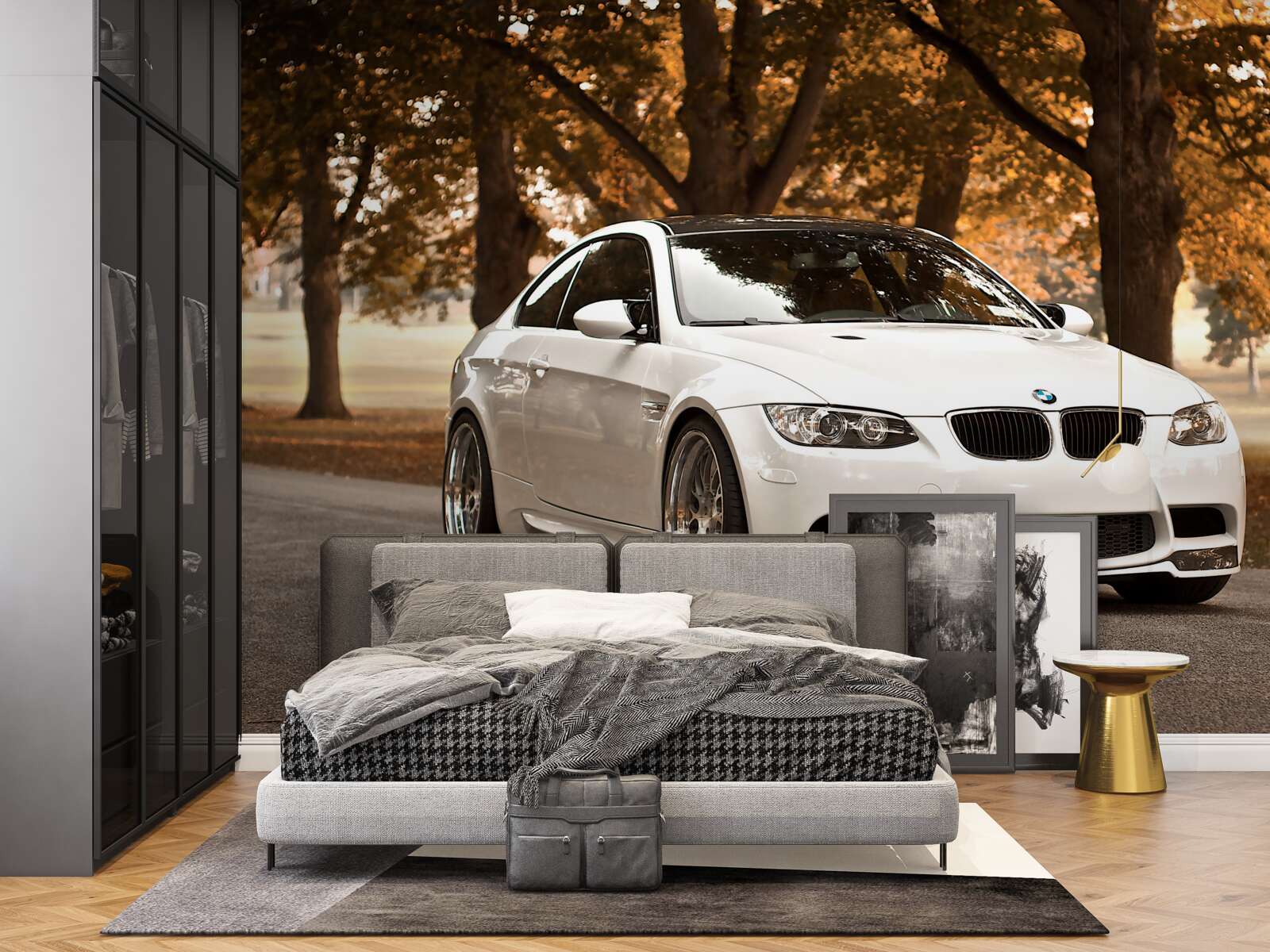Papier peint une bmw blanche roule sur la route en automne