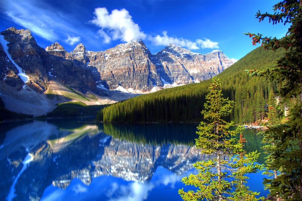 Papier peint le lac louise, situé à banff