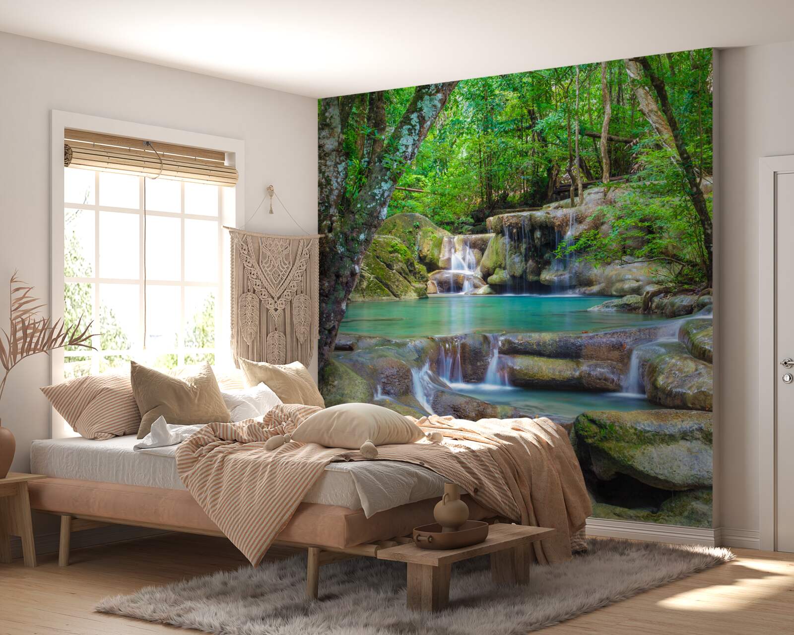Papier peint petite cascade forestière