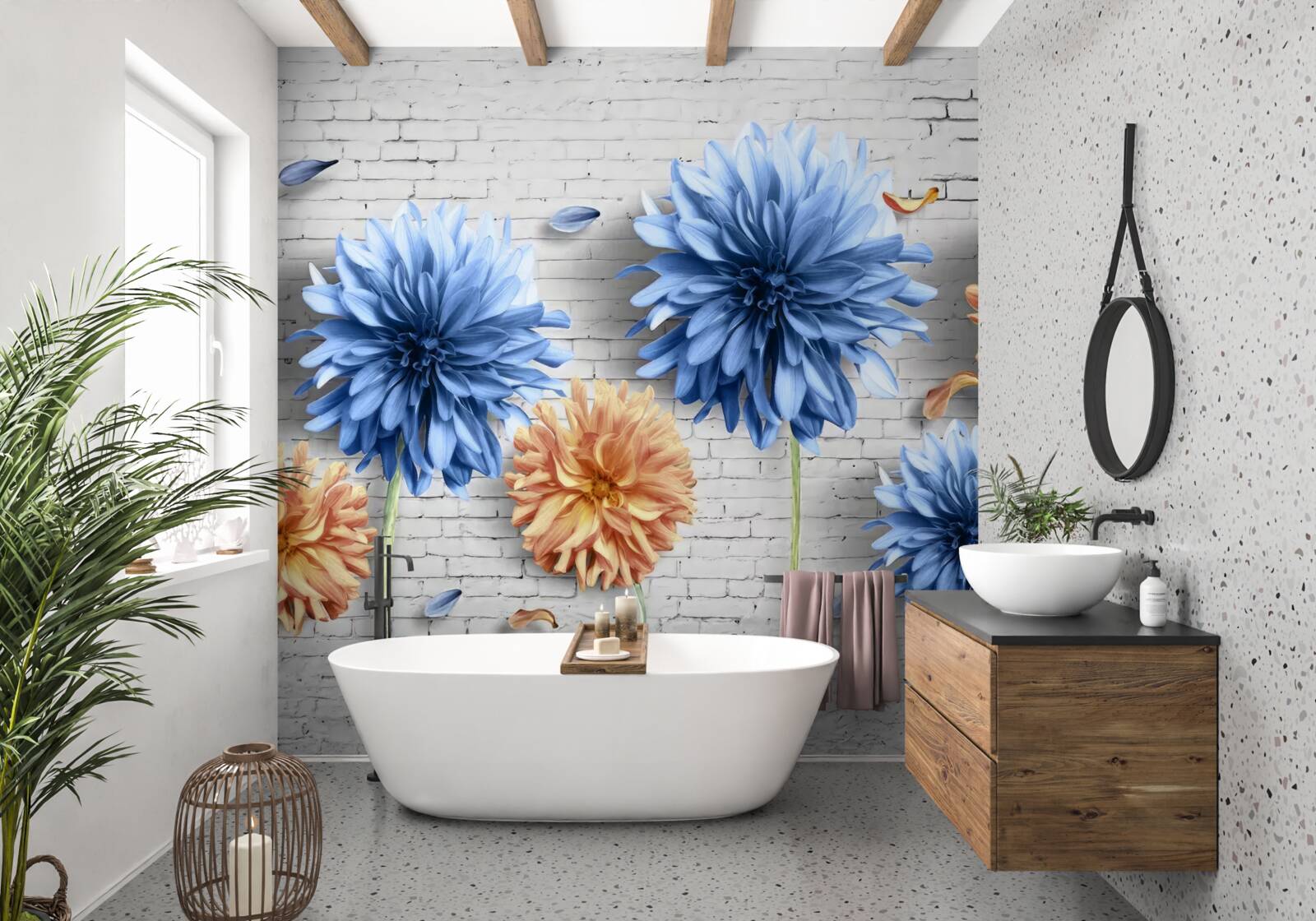 Papier peint Fleurs dans les tons de brun et de bleu sur un fond de brique