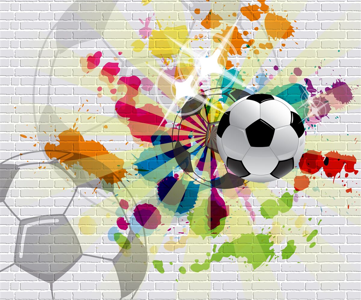 Papier peint une photo d'un ballon de football en fleurs est accrochée au mur