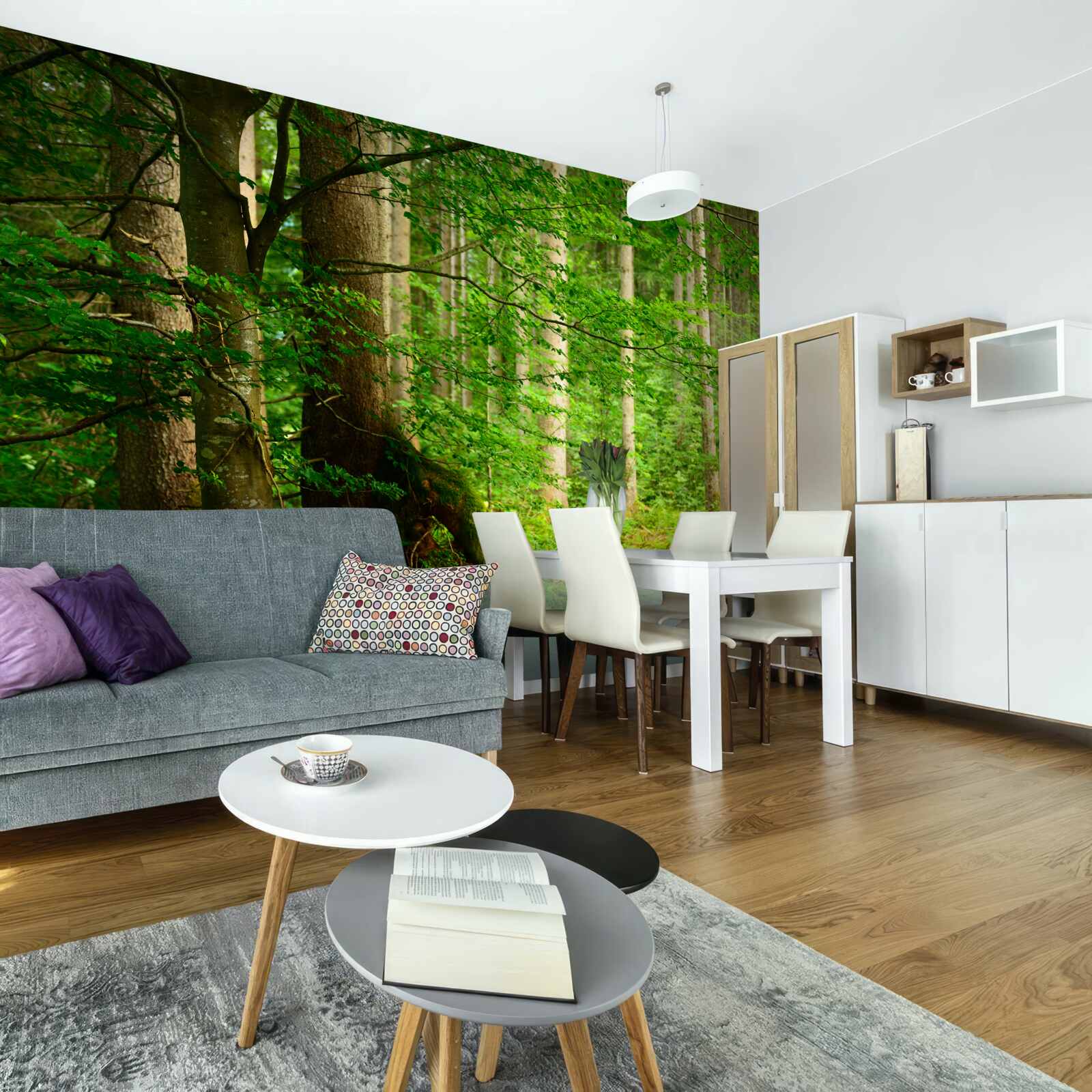 Papier peint forêt d'été verdoyante