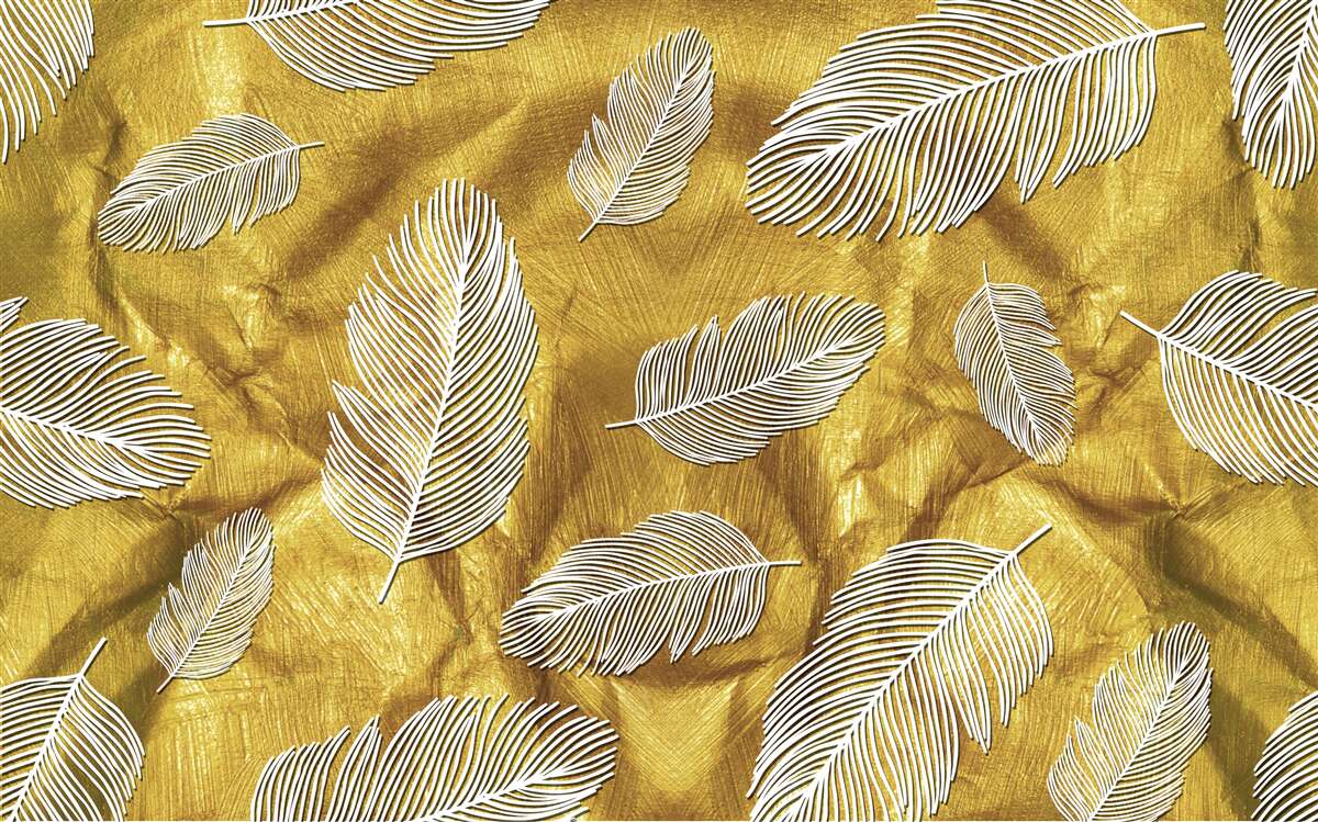 Papier peint fines plumes blanches sur fond d'or